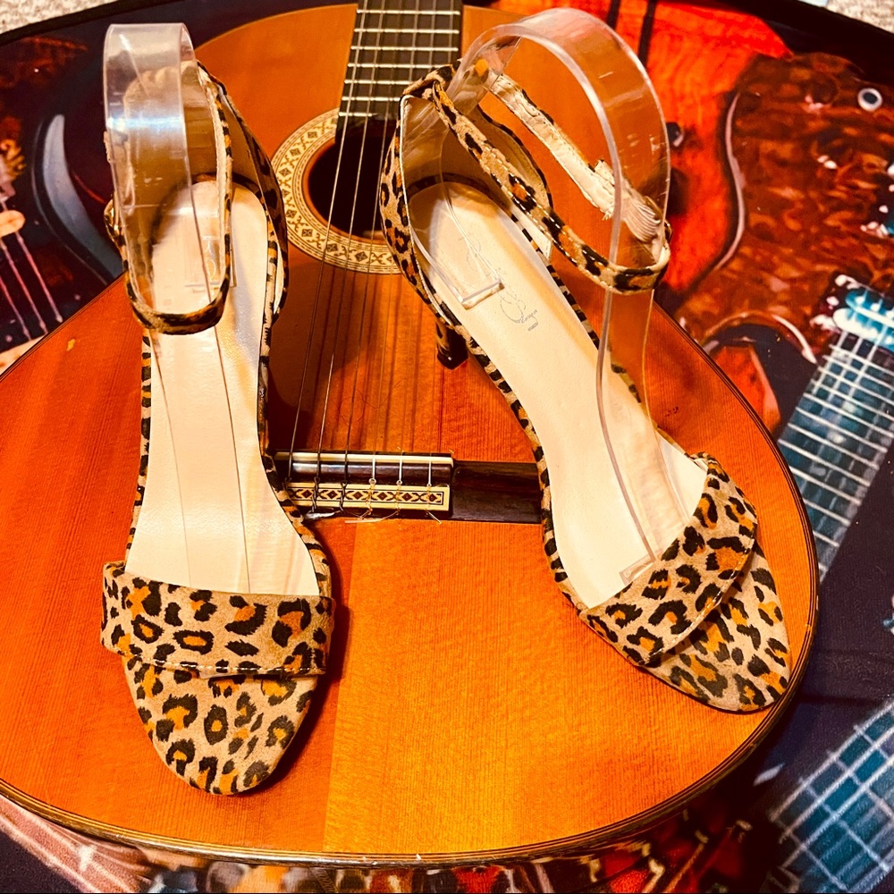 🎊Sassy Refresh Ankle Strap Heeled Leopard Print Sandals!
